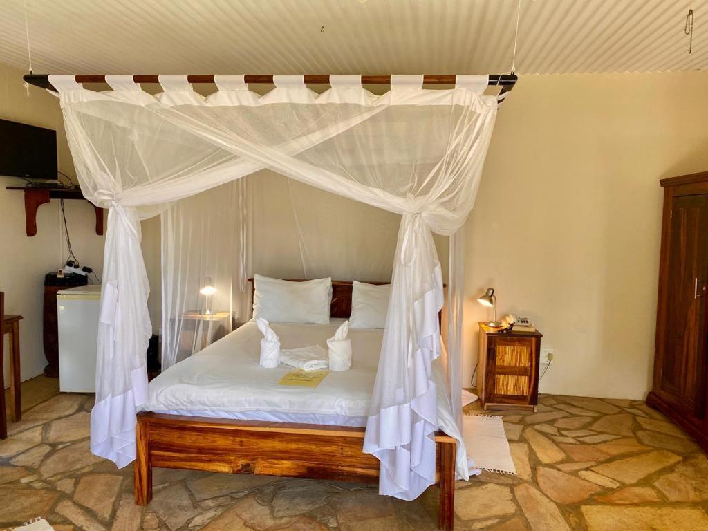 רונדו Tambuti Lodge מראה חיצוני תמונה
