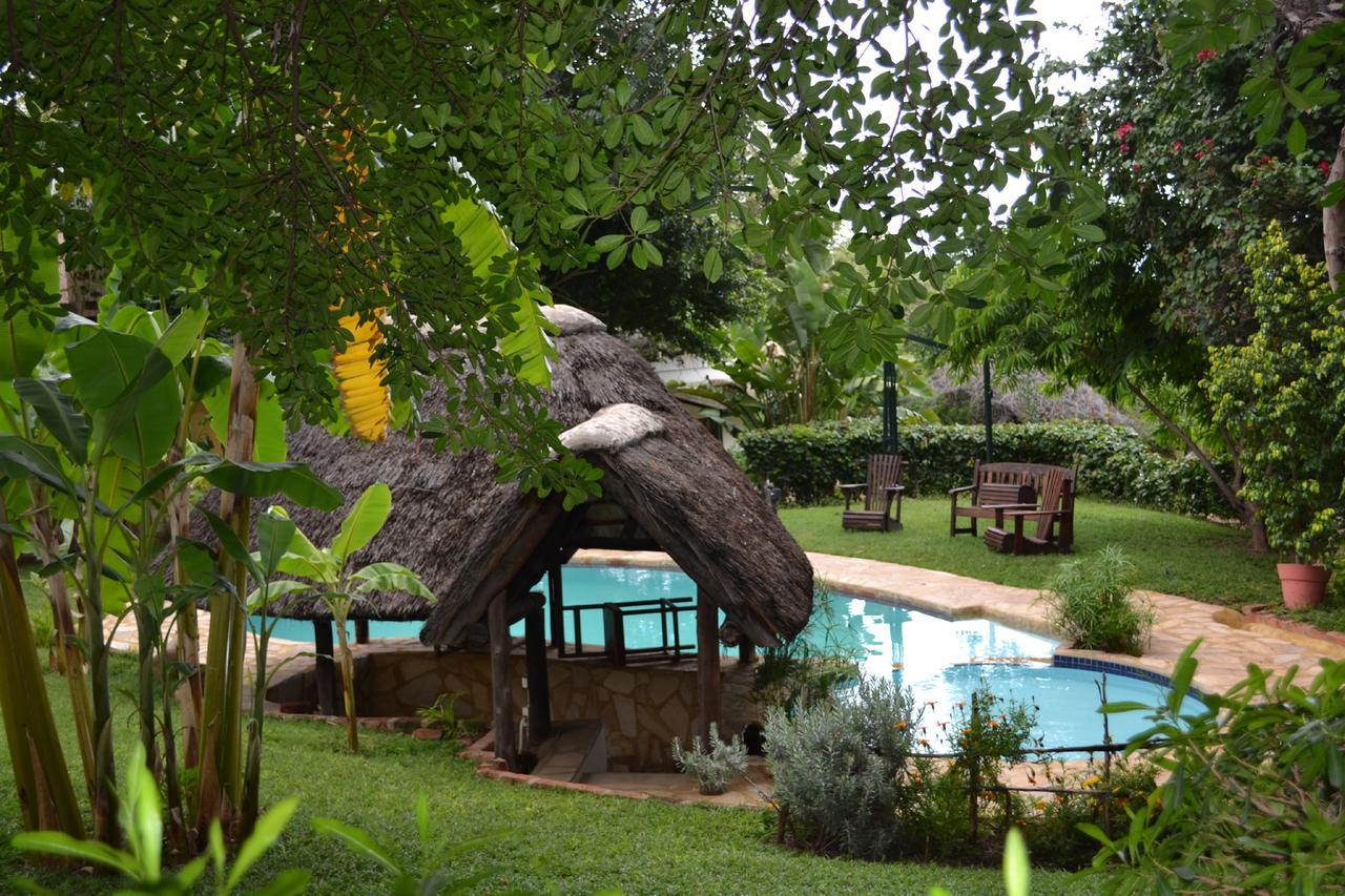 רונדו Tambuti Lodge מראה חיצוני תמונה