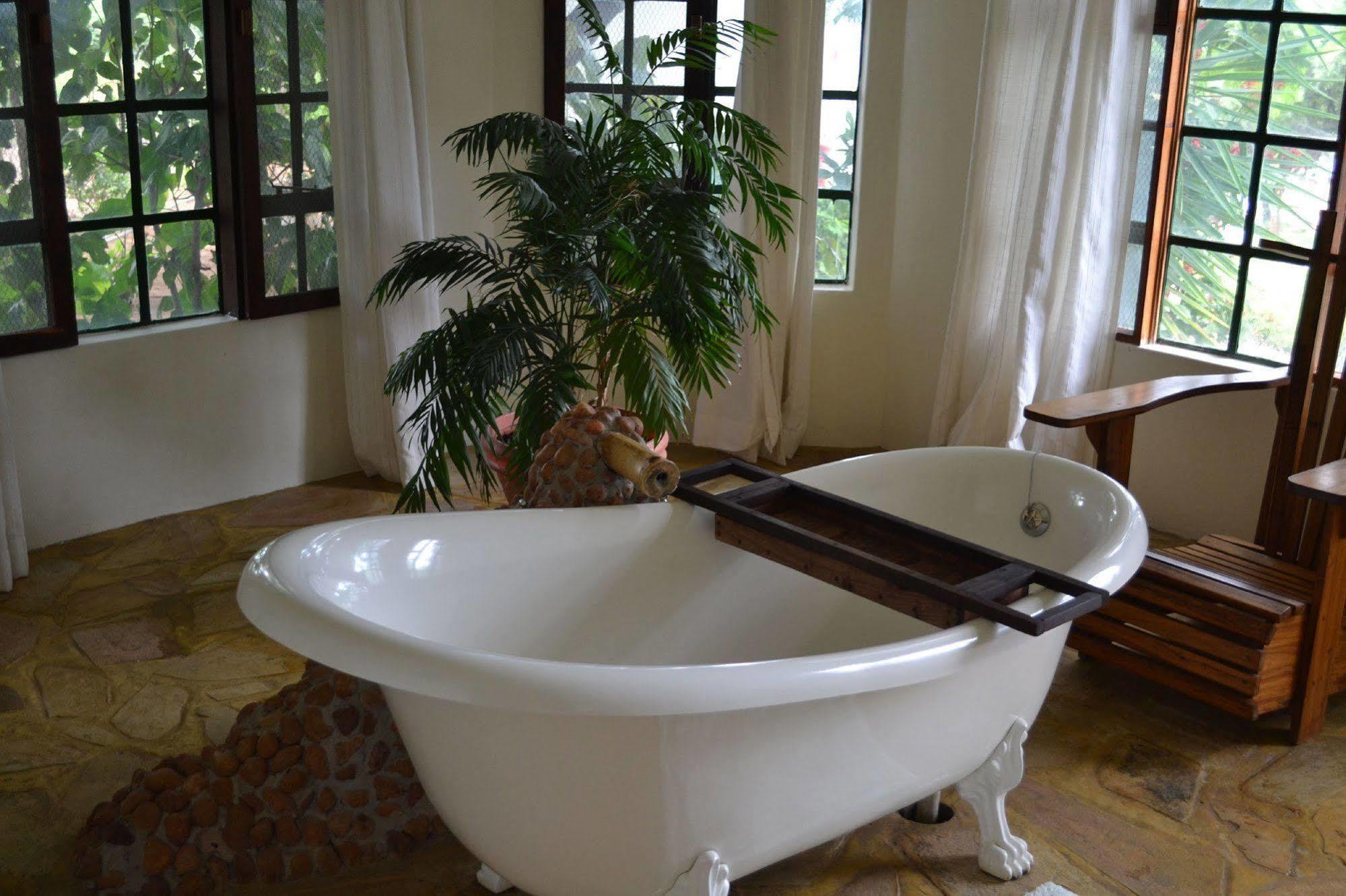 רונדו Tambuti Lodge מראה חיצוני תמונה