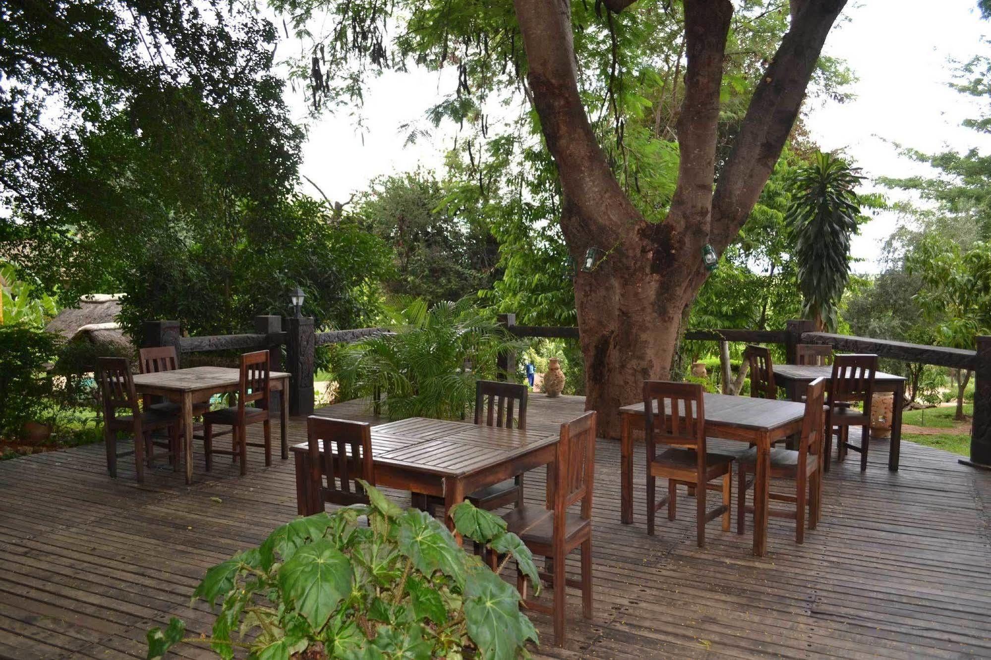 רונדו Tambuti Lodge מראה חיצוני תמונה