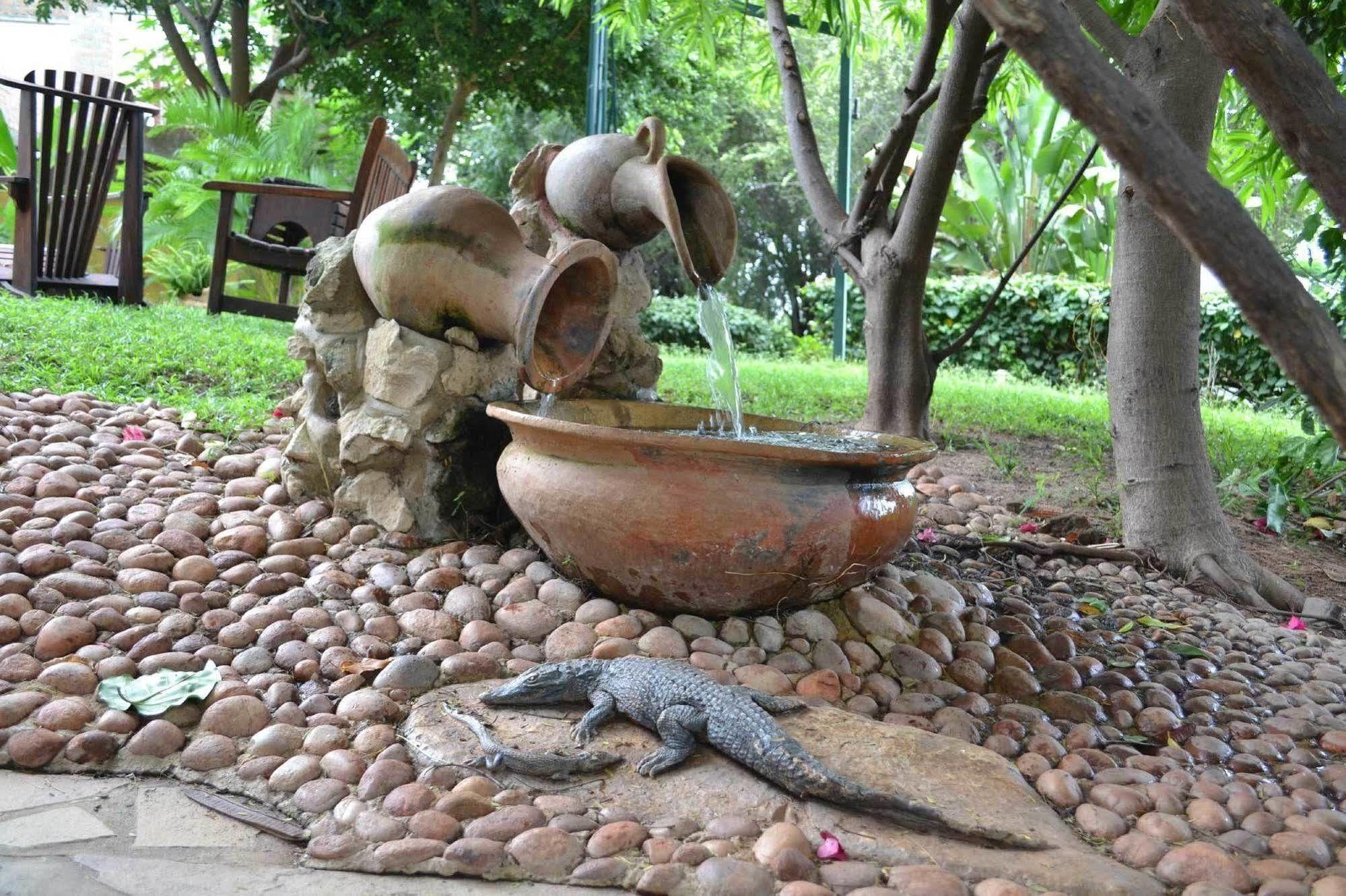 רונדו Tambuti Lodge מראה חיצוני תמונה